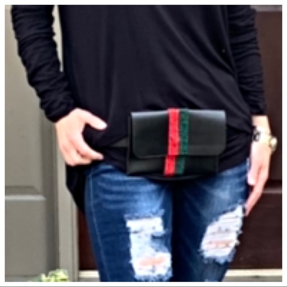 Chic fanny bag/belted purse - Picture 4 of 7